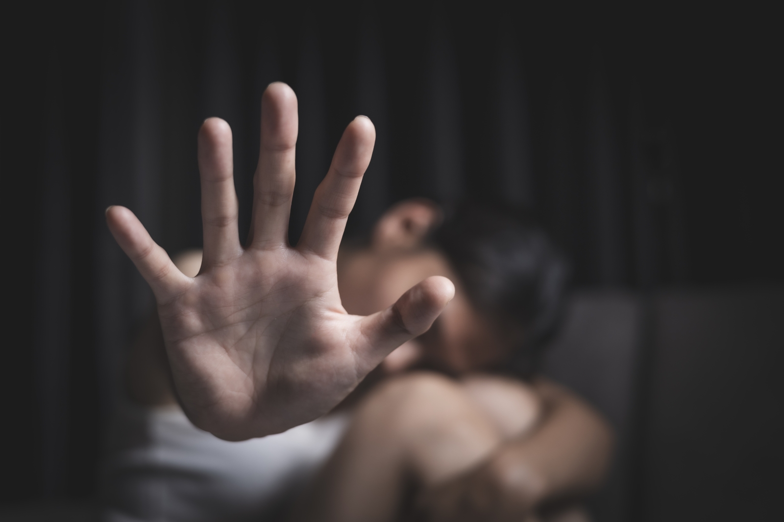 Viol&ecirc;ncia sexual: avan&ccedil;o em medica&ccedil;&atilde;o profil&aacute;tica esbarra no acesso e na ades&atilde;o, alerta ginecologista da FEBRASGO