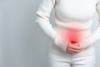 Dor pélvica crônica pode estar ligada à endometriose, adenomiose e outras condições: especialista alerta para a importância do diagnóstico