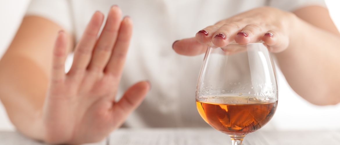 Febrasgo faz advertência sobre riscos do consumo de álcool na gestação