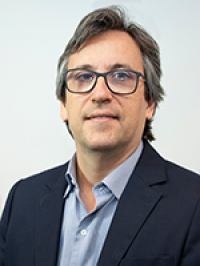 Dr. Sérgio Podgaec - Diretor Administrativo