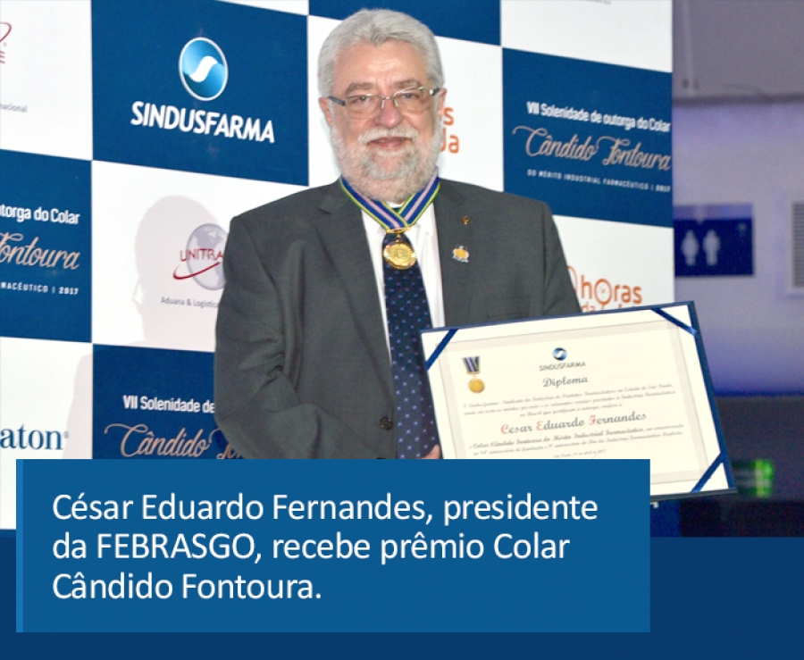 César Eduardo Fernandes, presidente da FEBRASGO, recebe prêmio Colar Cândido Fontoura