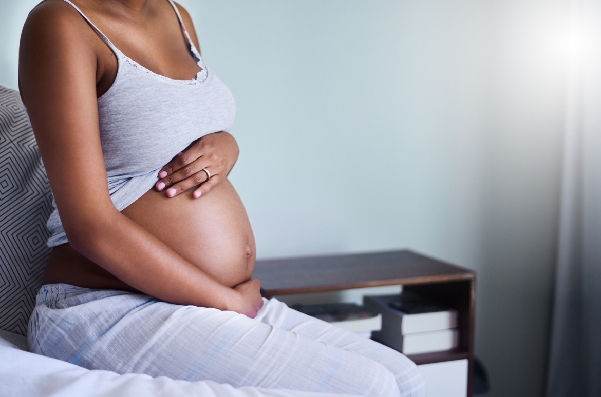 Mortalidade materna é quase o dobro entre mulheres pretas no Brasil, aponta estudo