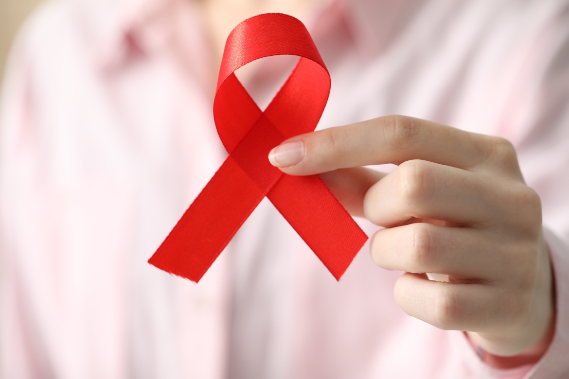 HIV/AIDS: especialista da FEBRASGO comenta avanços na prevenção e no tratamento