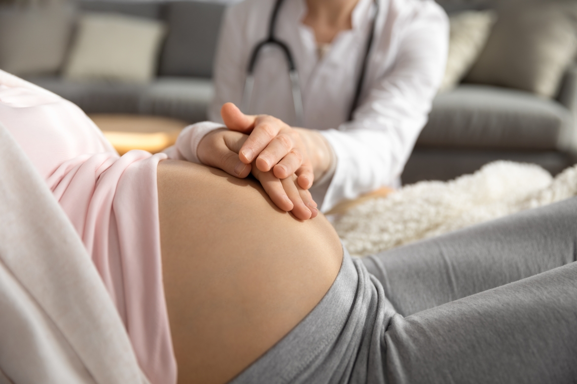 Atuação do obstetra é decisiva para reduzir a mortalidade materna no Brasil, alerta especialista