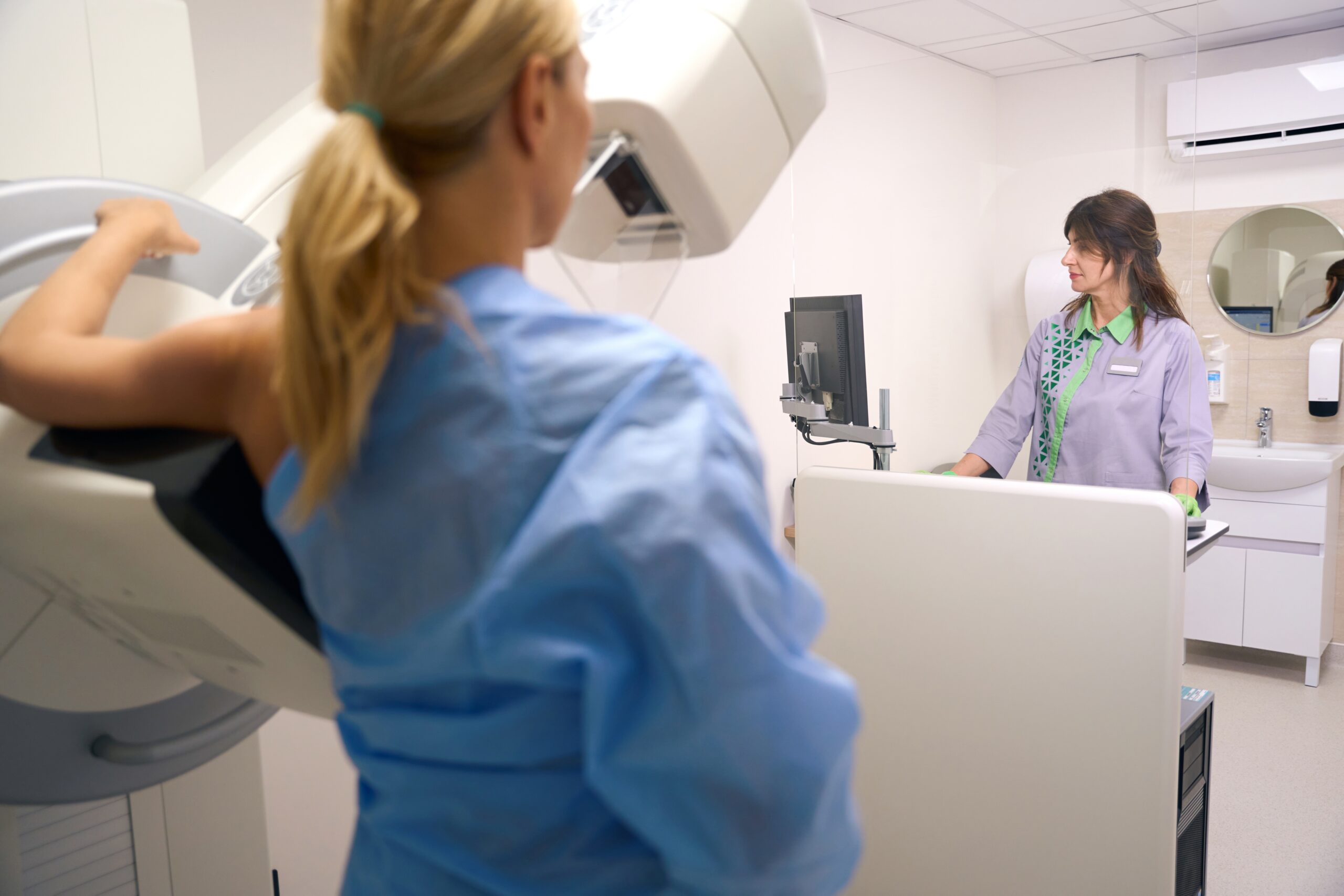 ANS amplia cobertura da mamografia digital nos planos de saúde; entenda o que muda para as mulheres