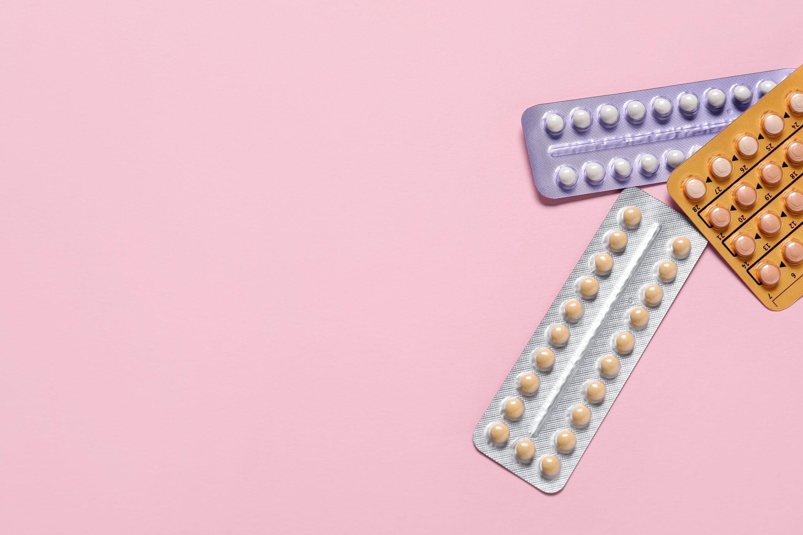 Hormônio vilão? Por que tantas mulheres ainda têm medo dos contraceptivos hormonais?