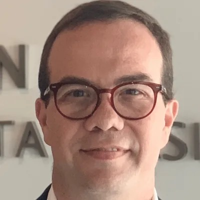 Dr. Eduardo Cordioli